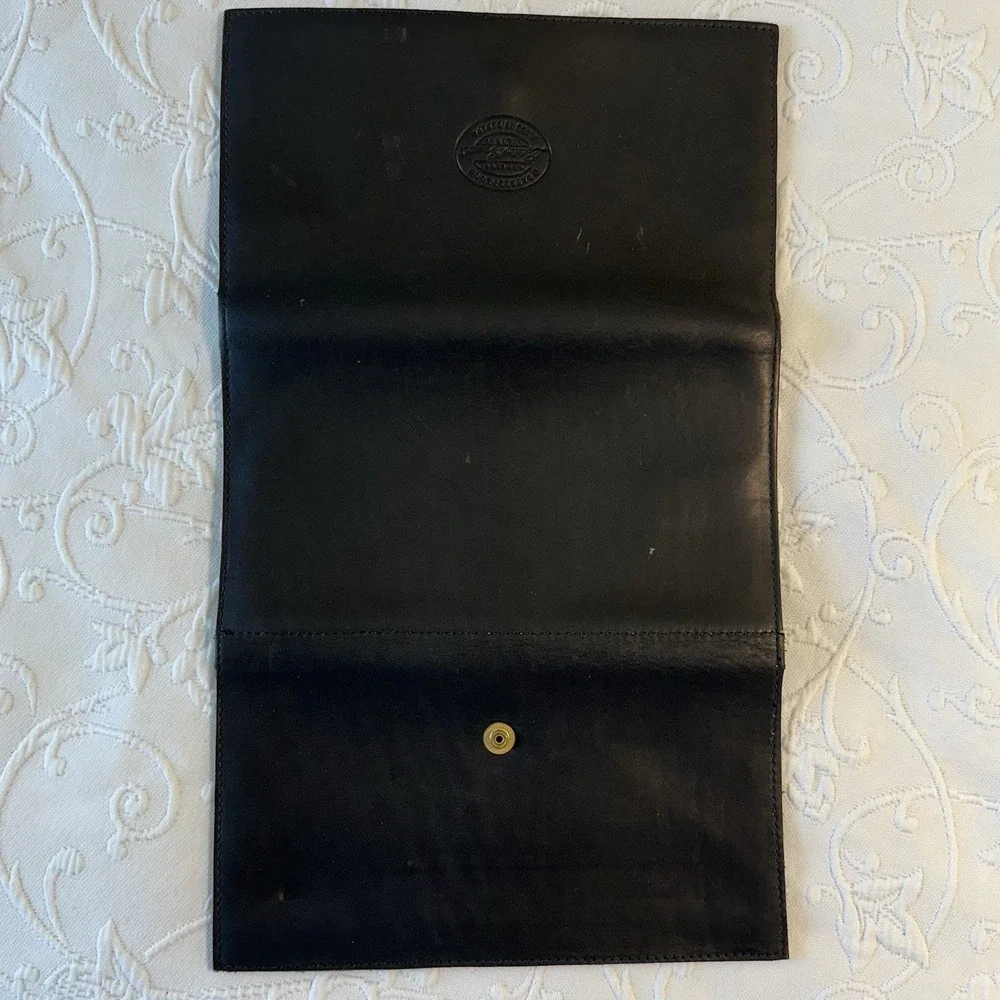 Vintage 90s Canada Eddie Bauer Black Genuine Leather Document Passport Holder